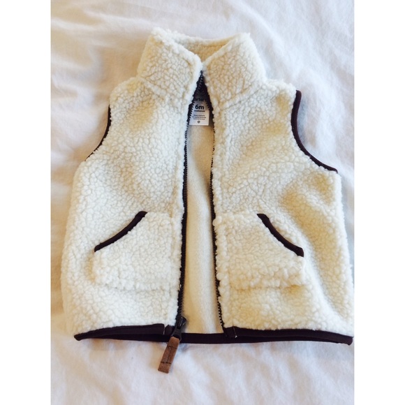 NWOT CUTE SHEERLING Vest! - Picture 3 of 3